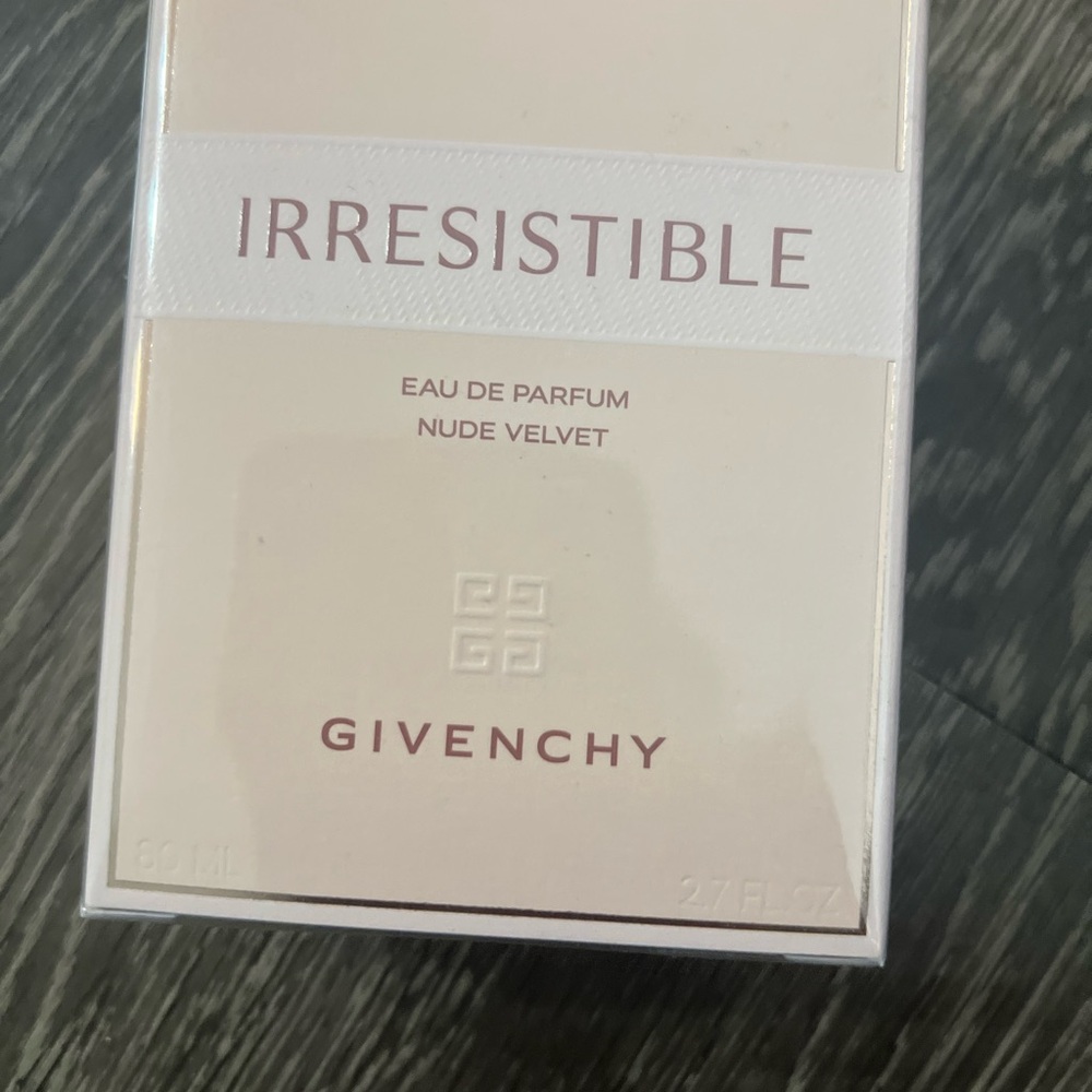 Givenchy Irresistible Nude Velvet Eau de Parfum